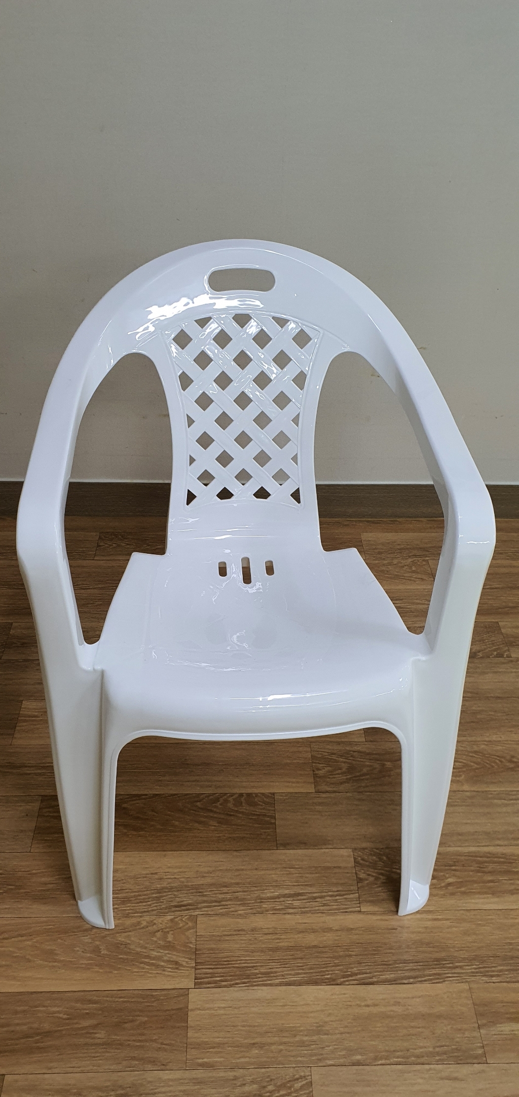 이리빙몰 라탄 팔걸이 플라스틱의자