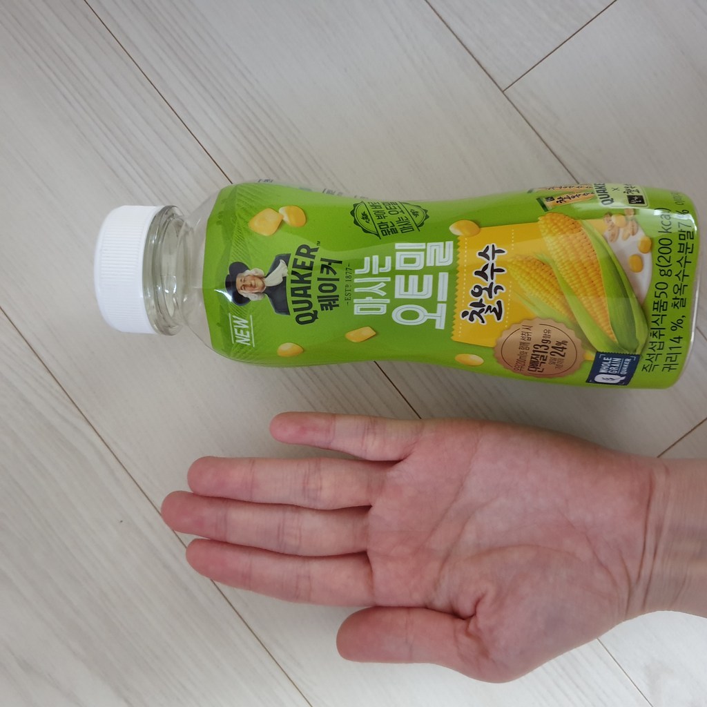 퀘이커 마시는 오트밀 찰옥수수