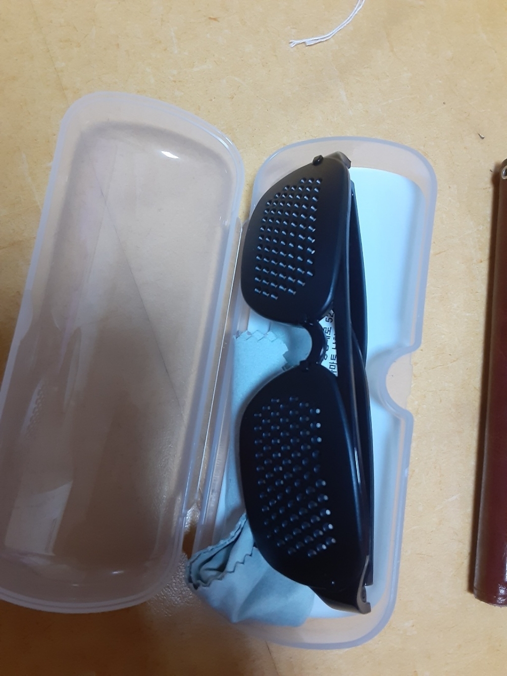 센스피플 무도수 핀홀안경 난시 근시 노안 시력보 특허핀홀 센스아이