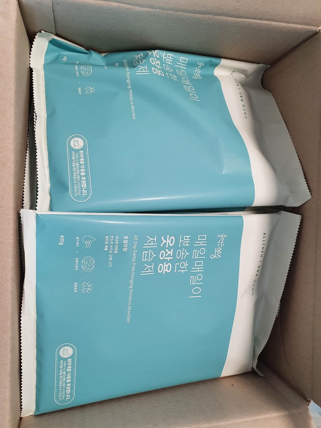 물먹는 뽀송 매일매일이 뽀송한 옷장용 제습제