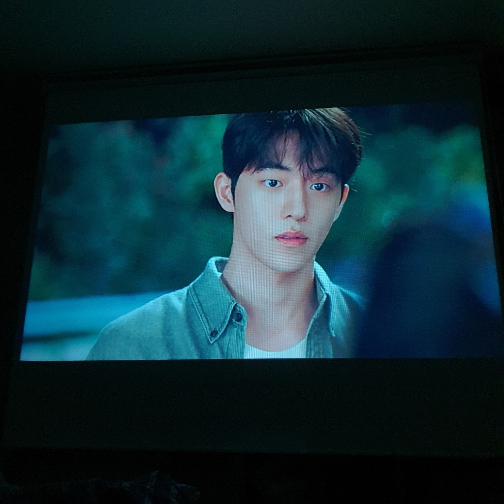 EKASN 빔프로젝터 HD급 지원 고해상도 ED미니 빔프로젝터 1