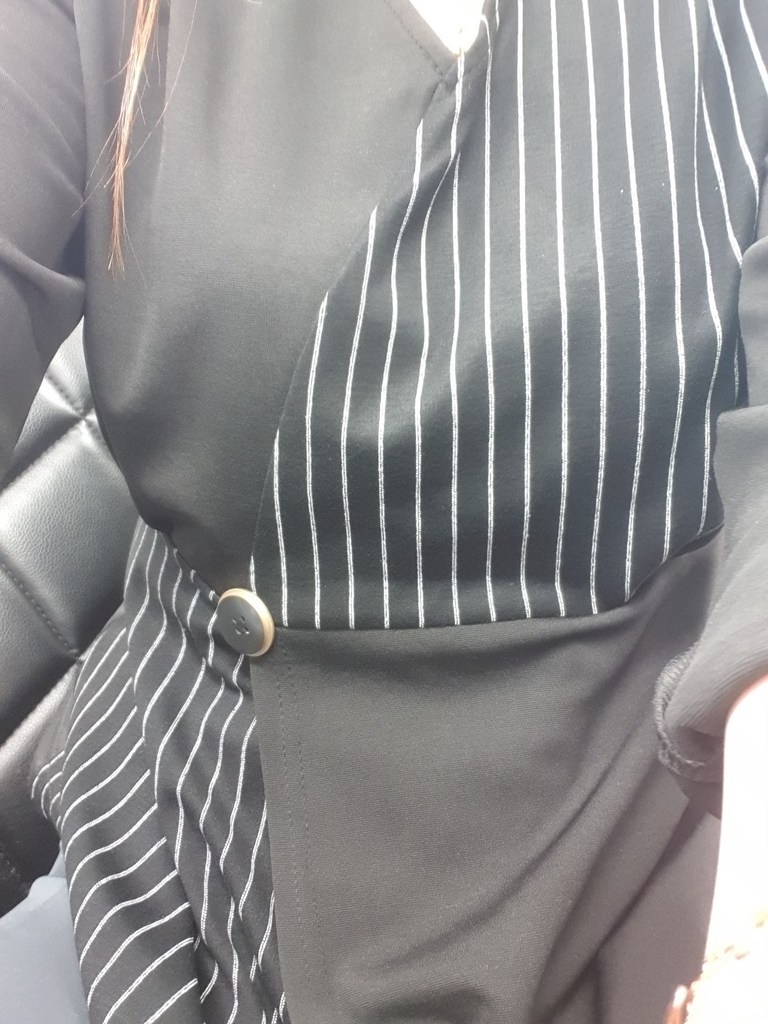 아뗄릭 브이넥 스트라이프 빅사이즈 롱 블라우스 티셔츠 00570