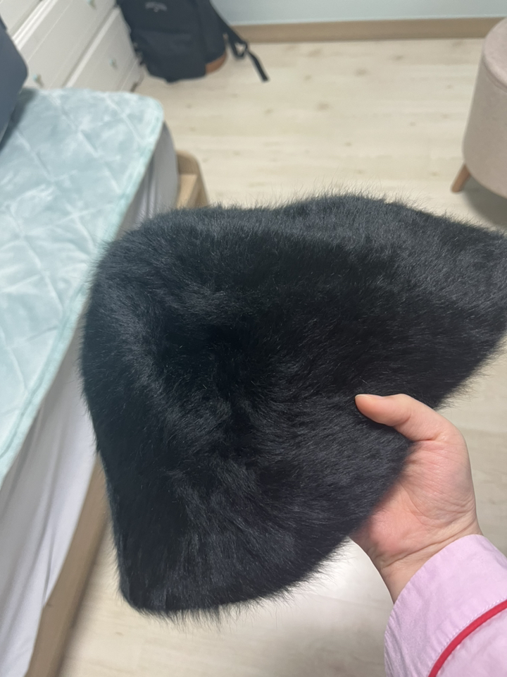 VANANA2 뽀송 리얼 앙고라퍼 다운챙 데일리 벙거지 버킷햇