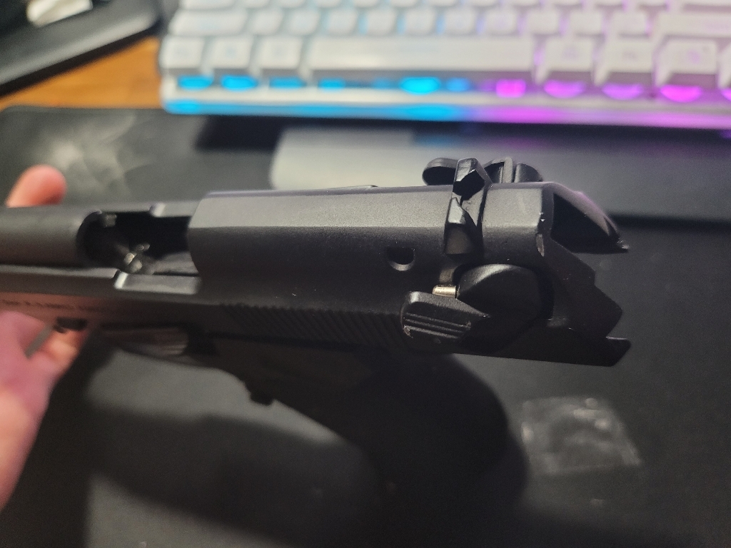 Beretta 9 풀메탈 모델건