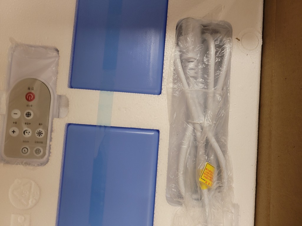 냉풍기 냉방기 에어쿨러 미니 에어컨선풍기 캠핑용 가정용 휴대용 이동식 얼음 아기방에어컨 파워에어쿨러냉풍기