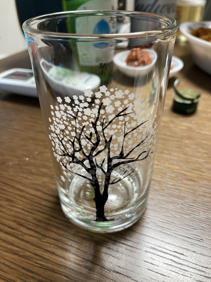 인생술잔 색이변하는 벚꽃 맥주잔 인생꽃필잔 소맥잔