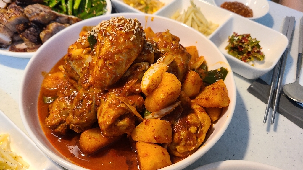 하림 자연실록 무항생제 인증 닭다리 북채