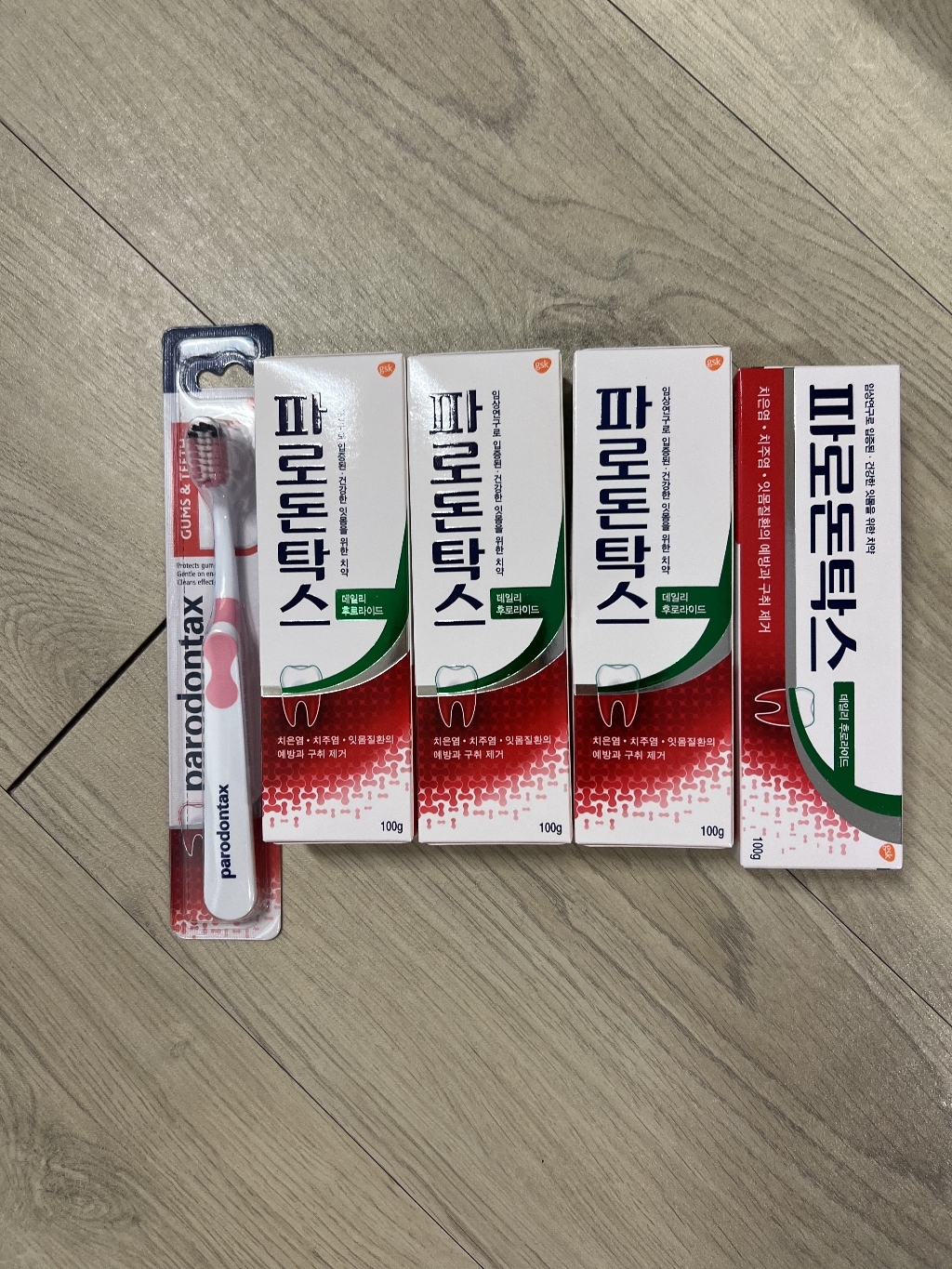 파로돈탁스 데일리 후로라이드 치약 파로돈탁스 검앤티스 칫솔 랜덤 발송