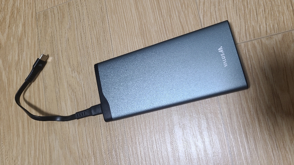 밸류엠 225W 고속 충전 D 메탈 보조배터리 Ah 5W CtoC케이블