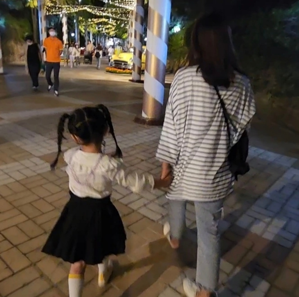 애플망고옷장 여성 빅사이즈 오버핏 긴팔 벌룬 단가라 간절기 롱박스 티셔츠 리뷰 후기