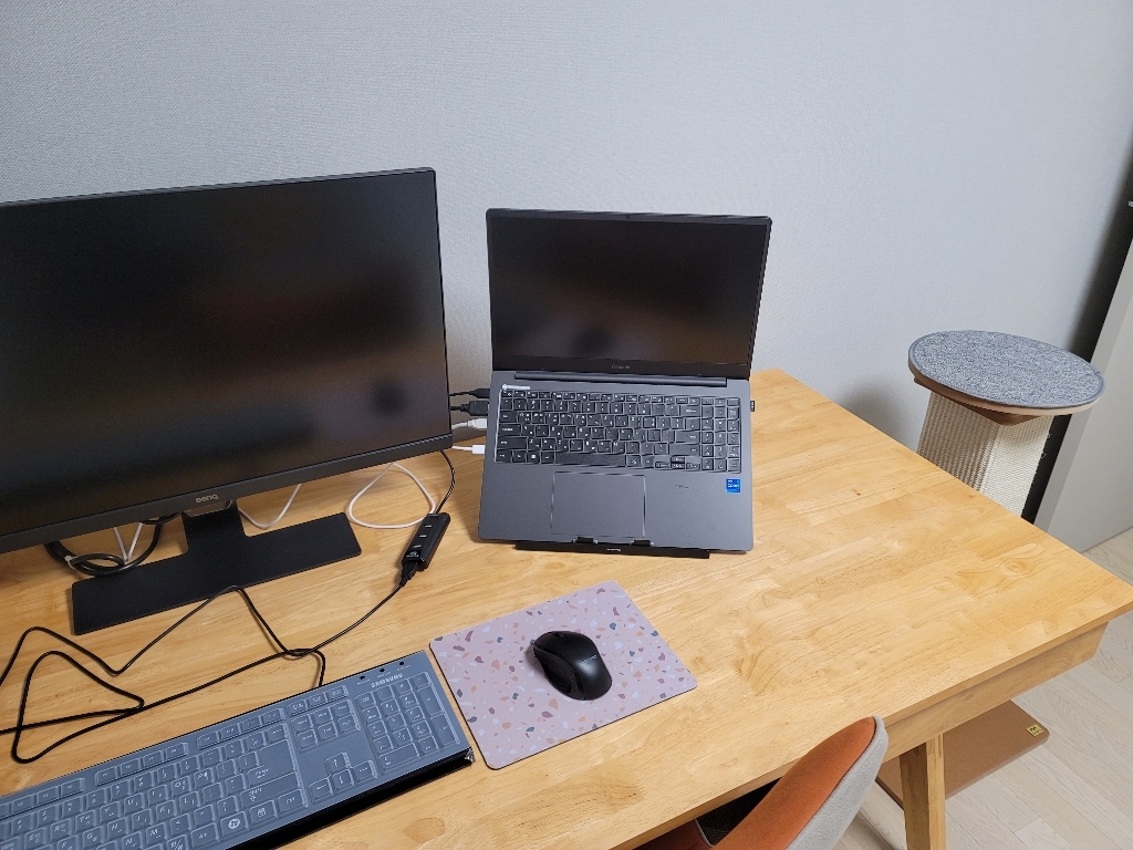 삼성전자 플러스2 퓨어화이트 노트북 NT550XDA-K78AW 리뷰 후기