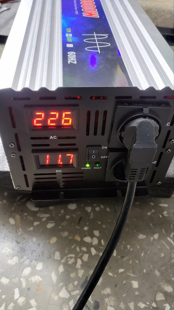 순수정현파 차량용 인버터 12V 8000W