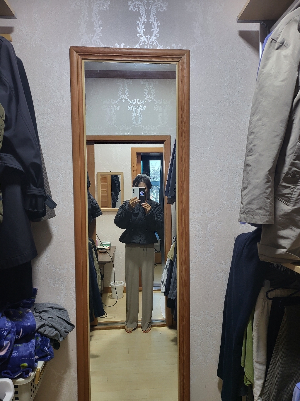 [22 신상] 프릴카라 스트링 퀼팅 점퍼