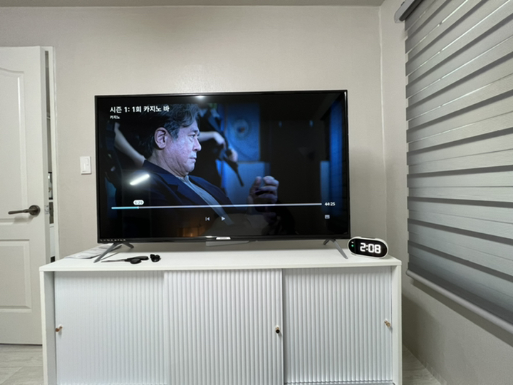 디엘티 모넥스 D 147 4K UHD TV 고화질 대형 TV