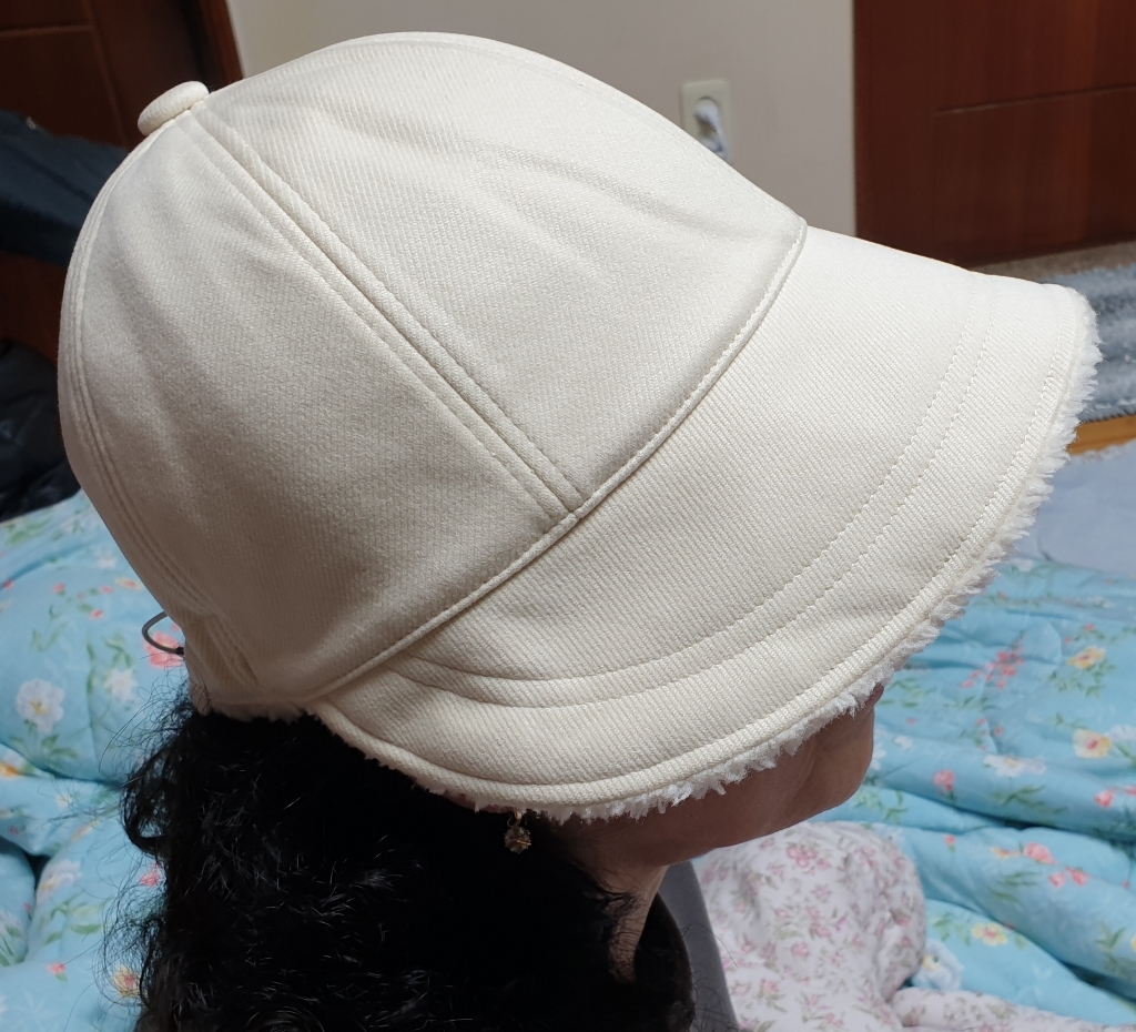 믹스어블 따뜻한 겨울 챙넓은 양털 볼캡 방한모자 패션 모자 얼굴 작아지는 모자