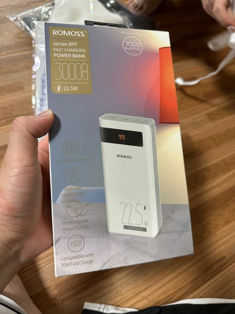 로모스 225W 고속충전 대용량 보조배터리 Ah icro USB ihtnin 8핀 C 타입