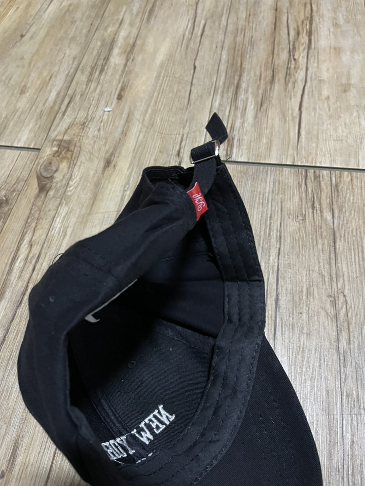 블랙스완 뉴욕 볼캡