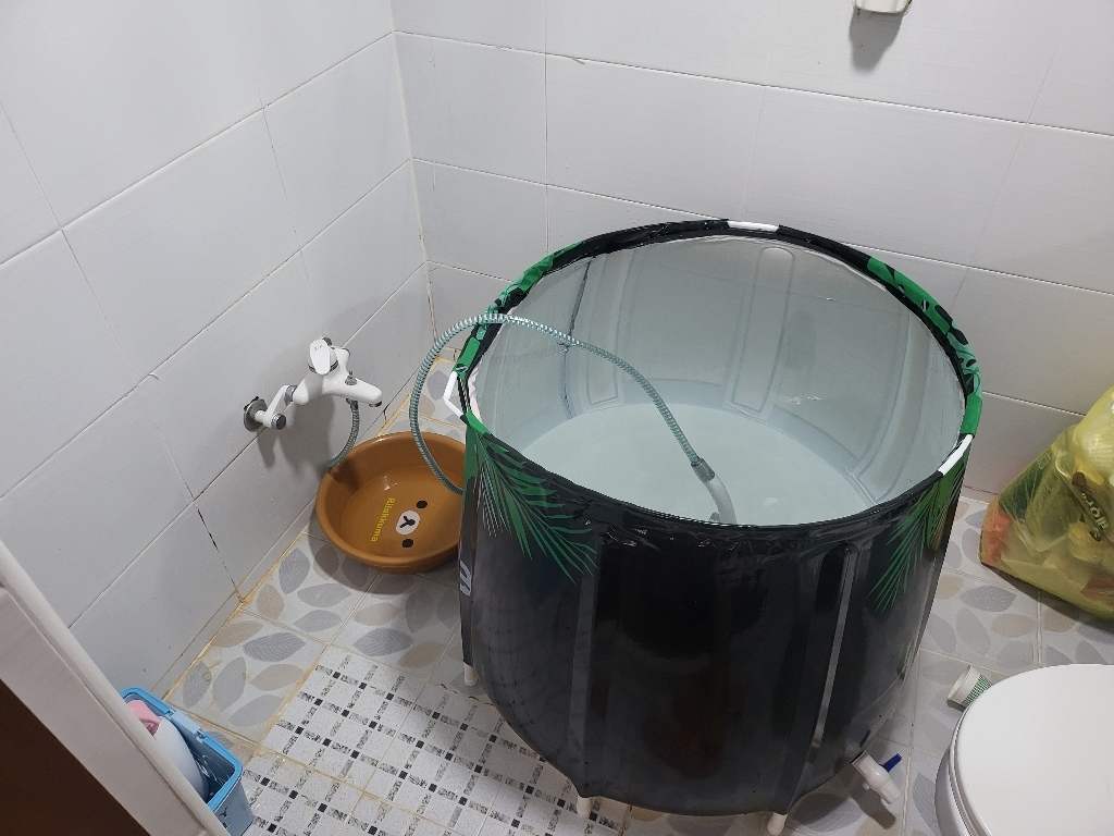 틈템 접이식욕조