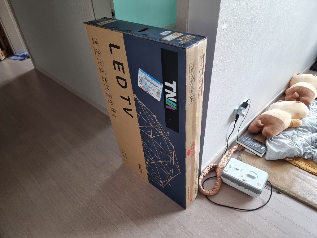 TN 라이트 4K FHD ED TV