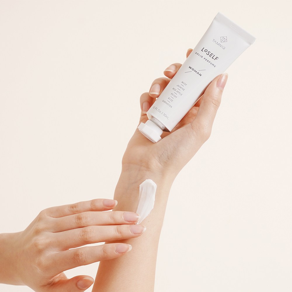 편리한 고체향수로 매일 특별함을 느껴보세요