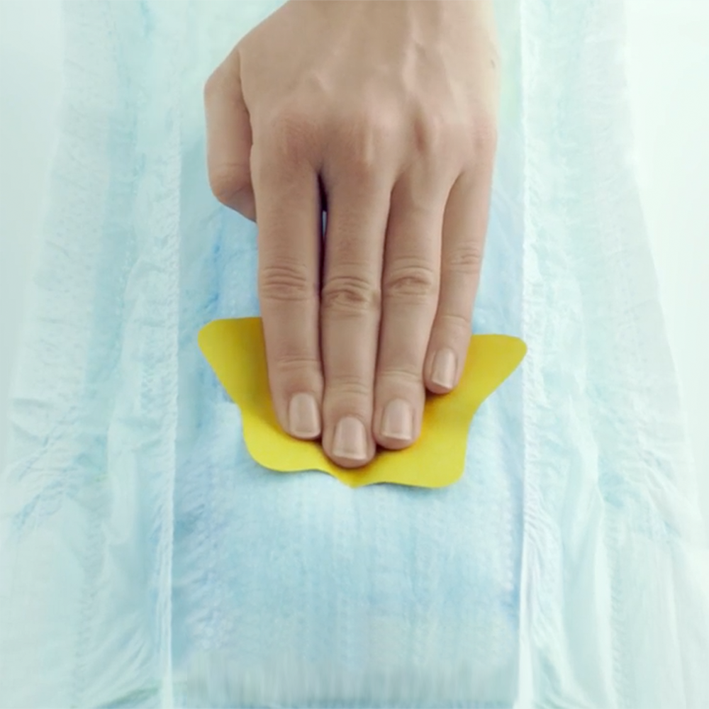 아기의 건강과 편안함을 위한 팸퍼스 베이비드라이 엑스트라 흡수 팬티형 기저귀