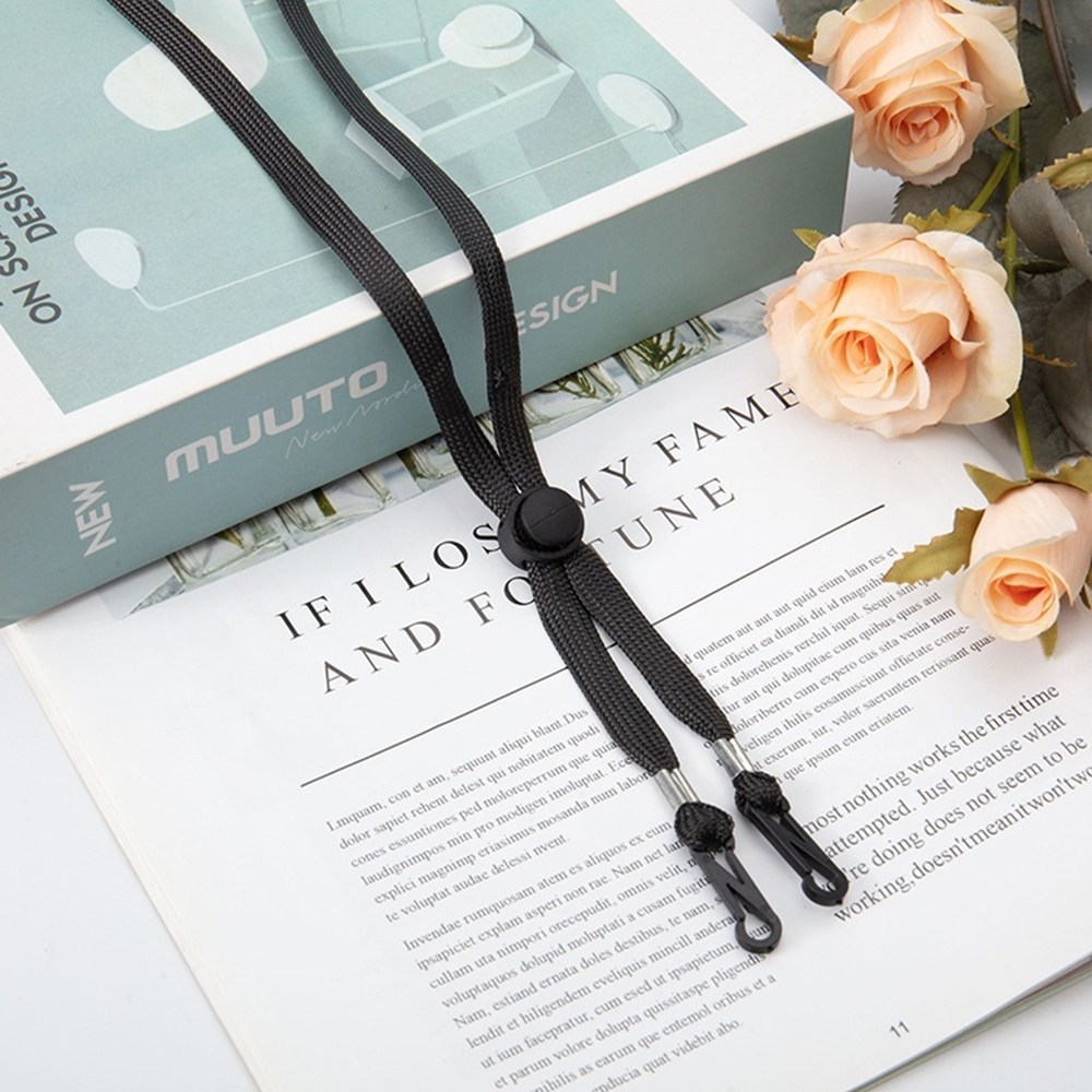 스타일과 실용성을 겸비한 트랜드락 다용도 마스크 스트랩으로 일상을 풍요롭게!