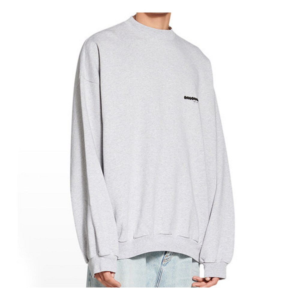 발렌시아가 로고 프린팅 맨투맨: 시간을 초월하는 스타일과 섬세한 디테일의 완벽한 조화