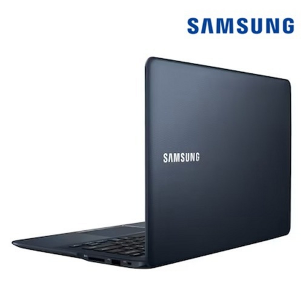 워크라임의 새로운 표준: 삼성의 쿼드코어 사무용 노트북으로 업무 효율성 극대화