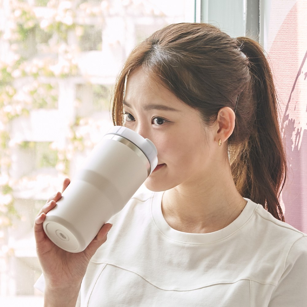 텀블러를 스타일리시하게 즐기세요