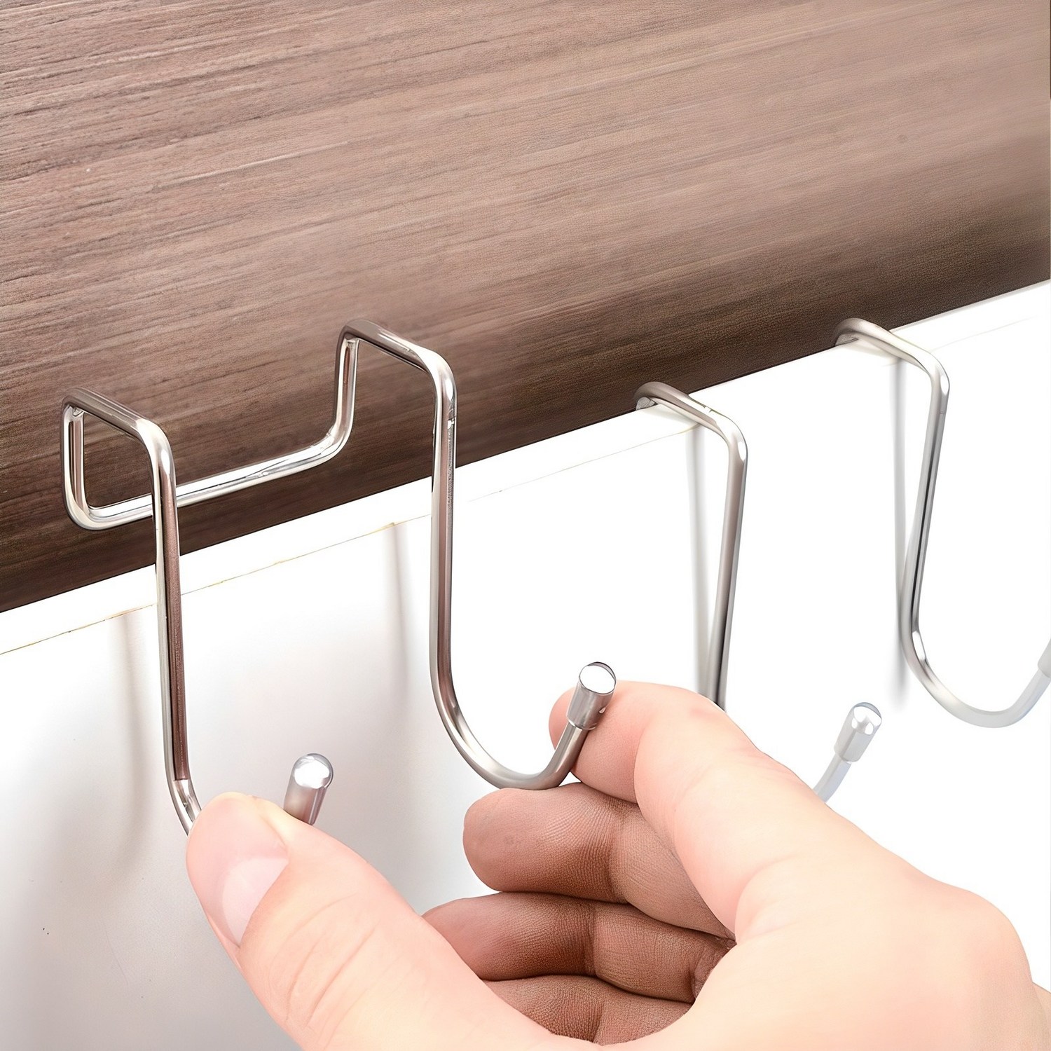 주방 혁신의 숨은 공신, 리빙홈디테일 싱크대 도어걸이로 마법 같은 공간 활용을!