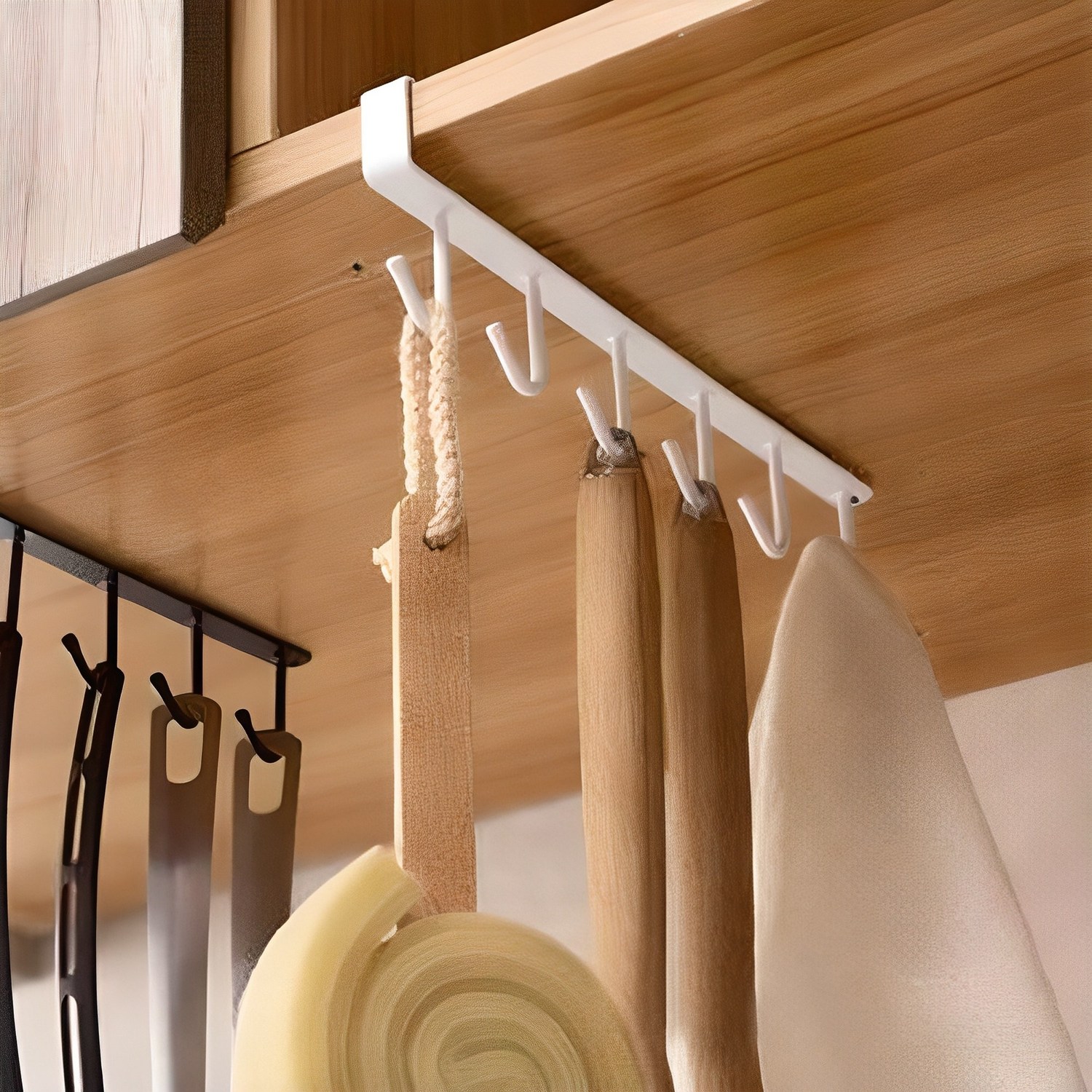 주방을 빛내는 마법! 심플 모던 다용도 주방 도구걸이로 효율적인 정리와 아름다운 인테리어를 동시에!