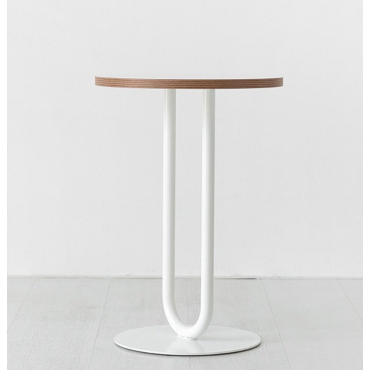 마켓비 DUGED 원형 사이드 테이블 C형: 당신의 공간에 싱그러움을 더하세요!