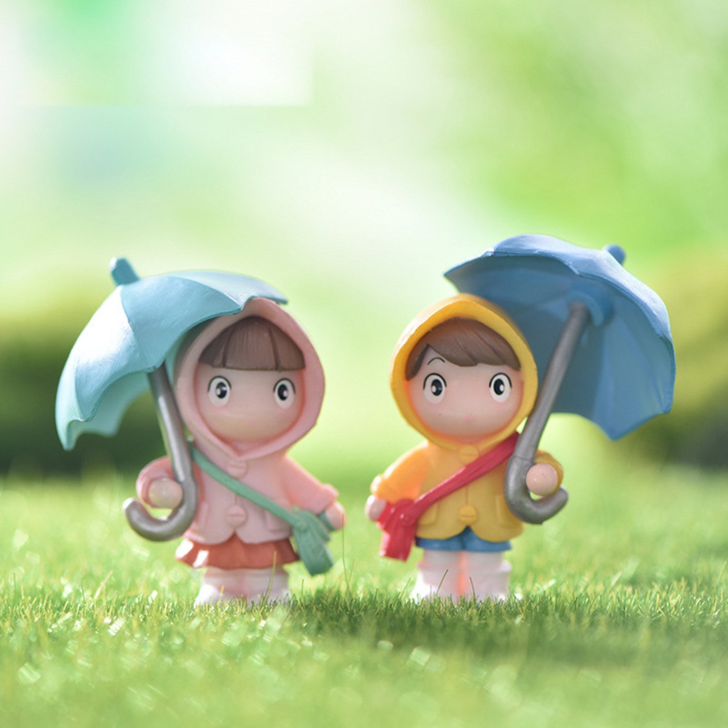 소녀와 함께하는 우산 속 세상