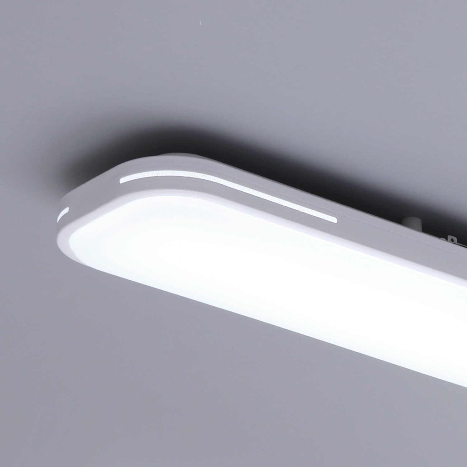 주방에 이상적인 완벽한 조명: 코콤 큐 패드 시스템 LED 천장등