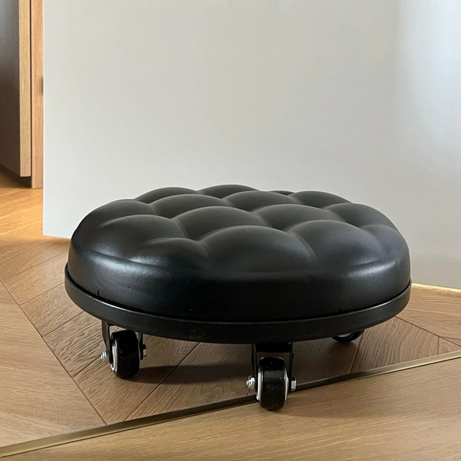 푹신하고 안락한 무소음 앉은뱅이 의자, 헤라우스점핑