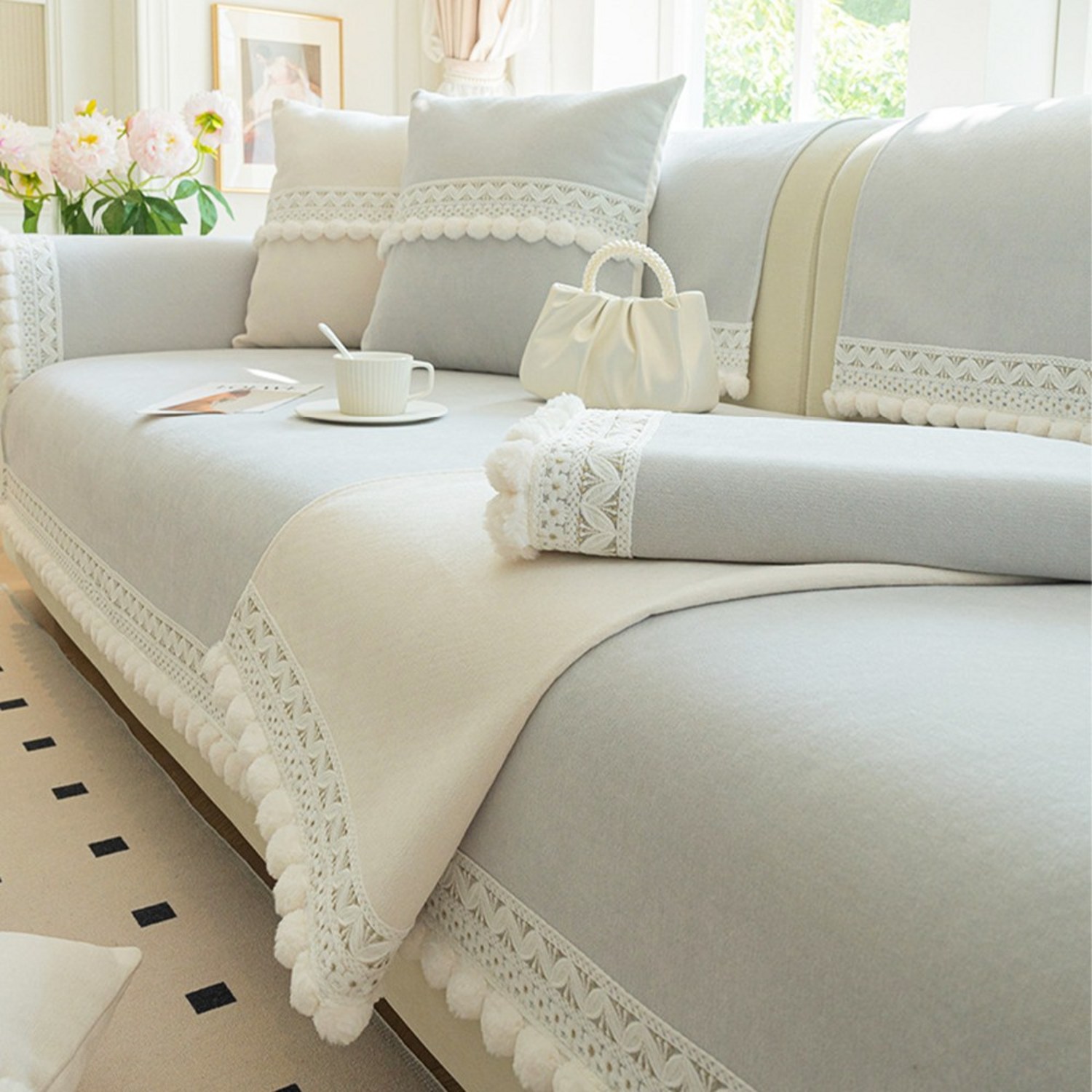 섬세한 아름다움으로 완성하는 사계절의 안락함