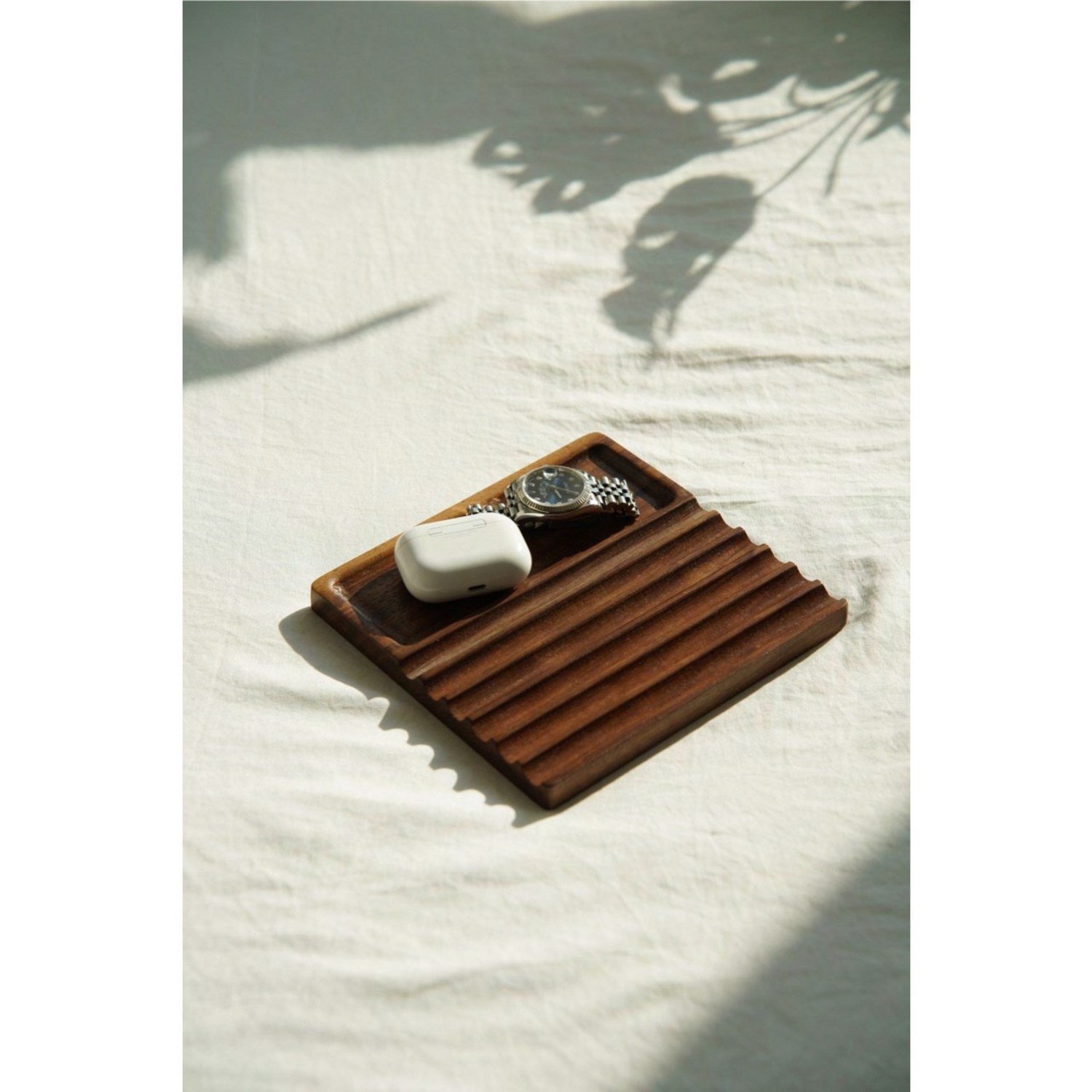 기치 프리미엄 수제 목재 월넛 연필꽂이: 필기구 정리와 현대적인 스타일에 필수적인 도구