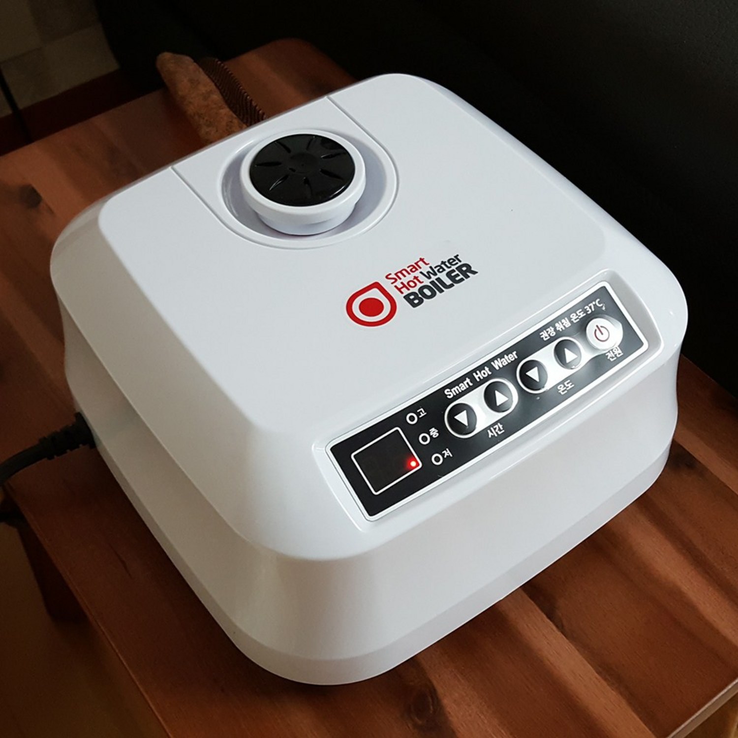 합리적인 가격과 뛰어난 성능으로 따뜻한 겨울을 선물하는 서진아나텍 온수매트 보일러 SJ-230