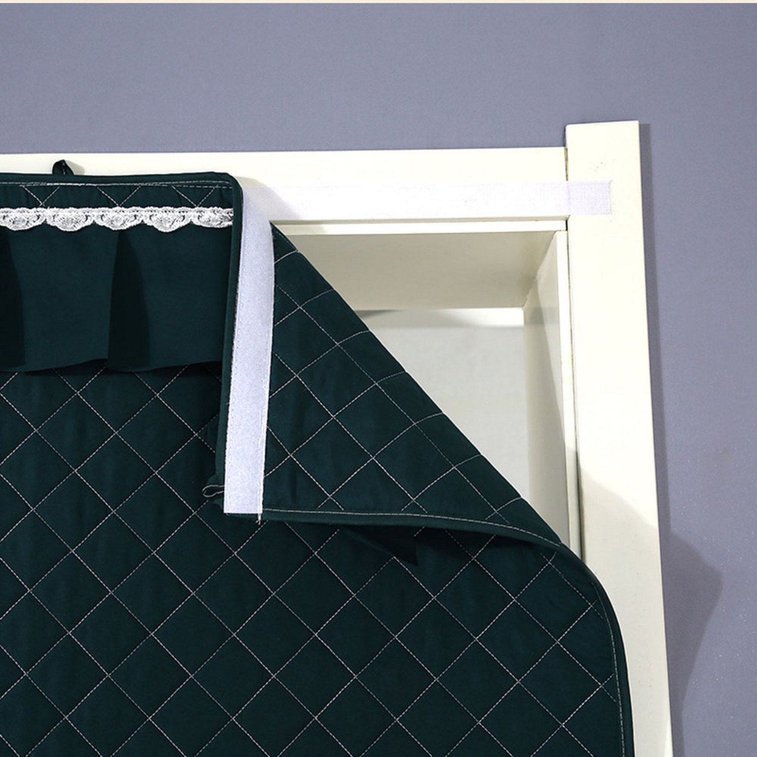 겨울 추위를 막아주는 울안방, 유스몰 방한커튼!