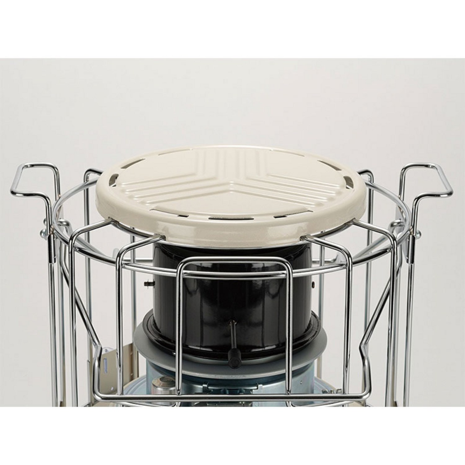 스노우피크 아이보리 스토브: 가을 캠핑의 낭만을 따뜻하게 채우다