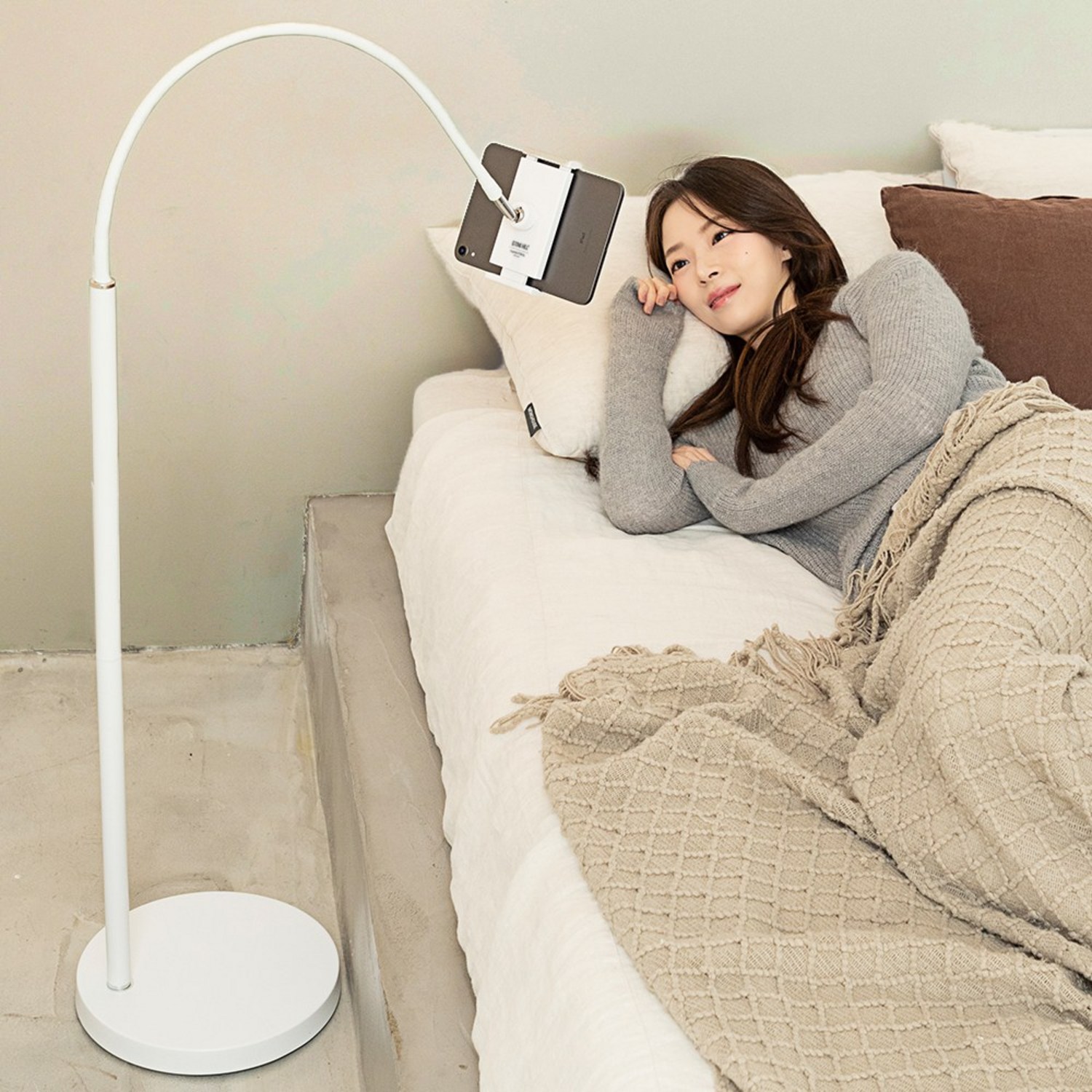 휴대 기기를 편안하게 위치시키는 최적의 솔루션