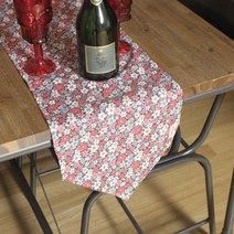 Noland 미니 플라워 테이블 러너, 블랙 핑크, 200 x 30 cm