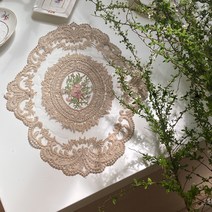 진심디자인 센터 플라워 레이스 테이블 매트, 베이지, 40 x 30 cm