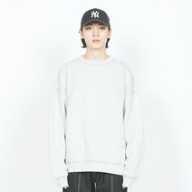 레이어유니온 스티치 라벨 절개 오버핏 맨투맨