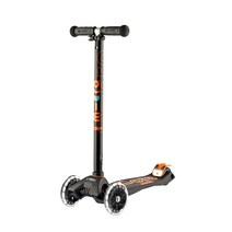 공식 마이크로킥보드 맥시T 디럭스 LED 킥보드, 블랙