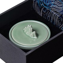 덮게있는 05 형제 청자 벼룩, 1개