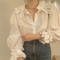 벨라노이 네크 2단 프릴 장식 활용도 높은 캐서린 블라우스