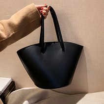JCP 모던 라운드 버킷 숄더백