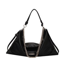 JCP 트렌디 체인 바게트 숄더백