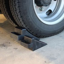 빈츠샵 뉴아반때XD 주차고임목 2P 주차버팀목 경사로주차 미끄럼방지 스토퍼 밀림방지 고임목 소형용